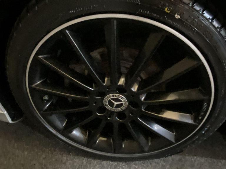 Mercedes-Benz A CLASS Photo bsapi-1a23796e8e81c87639d96bc1a8ccbcbbdb905515.jpg