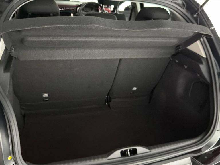 CITROEN C3 Photo bsapi-1b2b801cb0d9c9a23b5aeac6d5c25a027bf0ba65.jpg