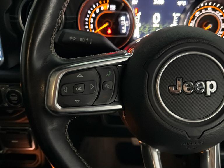 JEEP Wrangler Photo bsapi-1b2d661af86c4860271d476f7992f4e03eaddddb.jpg