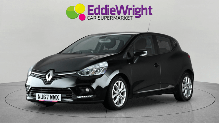 RENAULT Clio Photo bsapi-1b8e1a8db58377abf1ea6f6f3cc5e032cf499b6c.jpg