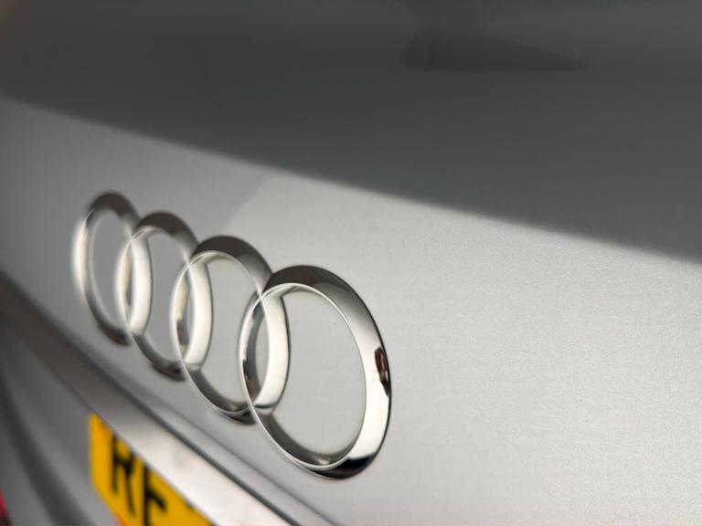 Audi Q7 Photo bsapi-1b8f2000e886c99e0ce912ac6f76d851b2983fbf.jpg