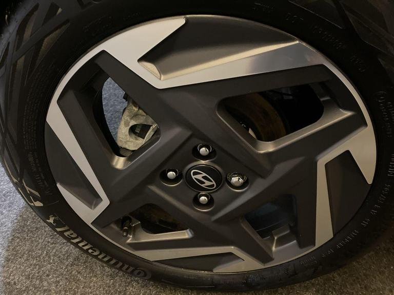 Hyundai BAYON Photo bsapi-1b96eb0a852a529ed86bef9547e90b7c71ebd55f.jpg