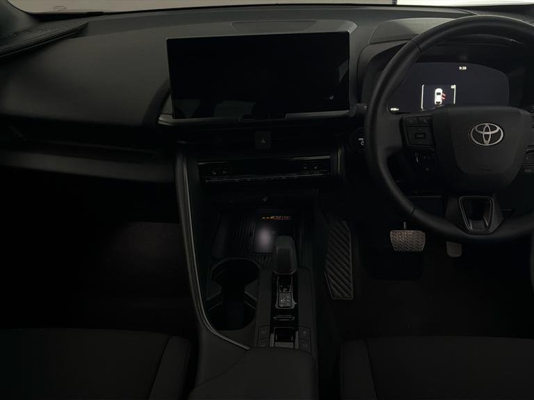 TOYOTA C-HR Photo bsapi-1c5d7d631a17ace49d98306e1abf51f0c7efa283.jpg