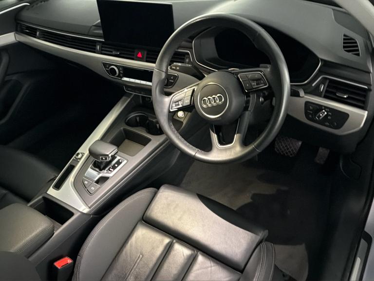 Audi A4 Photo bsapi-1ca9d79009b3d9472f00bf503e9e37628630a931.jpg