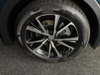 TOYOTA C-HR Photo 14