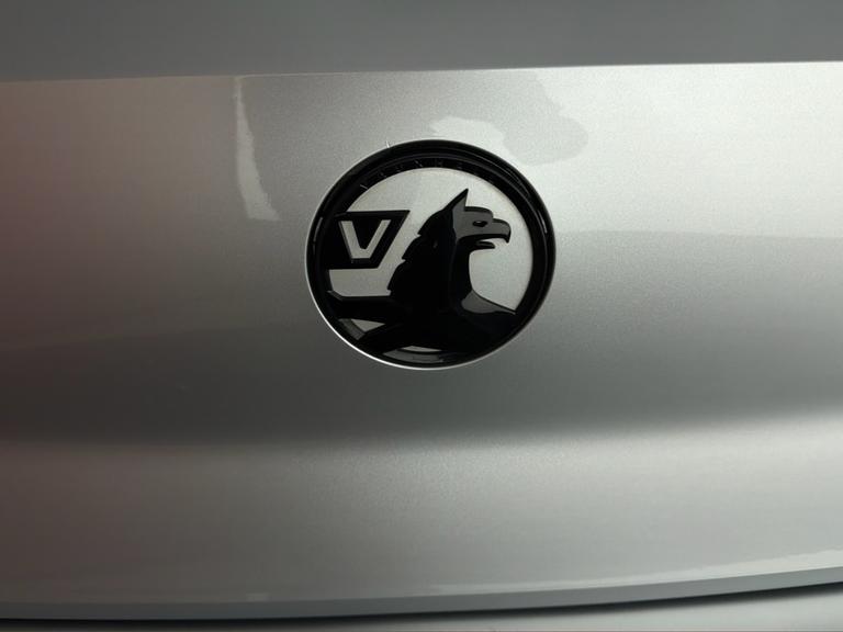 VAUXHALL ASTRA Photo bsapi-1df1049b5b3b26ca98b1013f4e490415ee9f1ad2.jpg