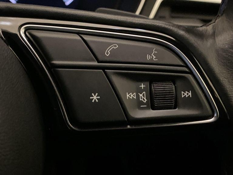 Audi A4 Photo bsapi-1e27ad17c68b9c40d0f554856660846472240231.jpg