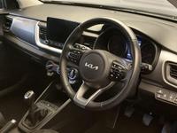 Kia STONIC Photo 3