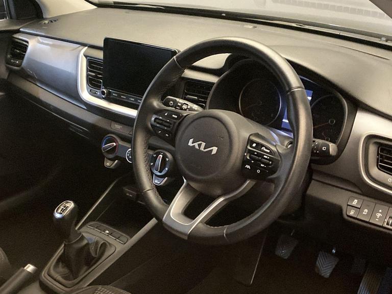 Kia STONIC Photo bsapi-1ec78115be2aa90967d73bcc397a0e5524fff428.jpg