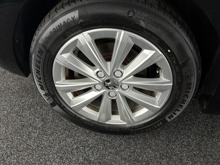VAUXHALL Astra Photo bsapi-1ed7b65d8f6385f61e5b5150c4984d3120fbd9a5.jpg