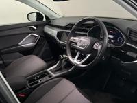 Audi Q3 Photo 3