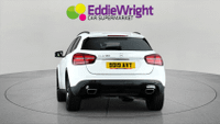 Mercedes-Benz Gla Photo 4