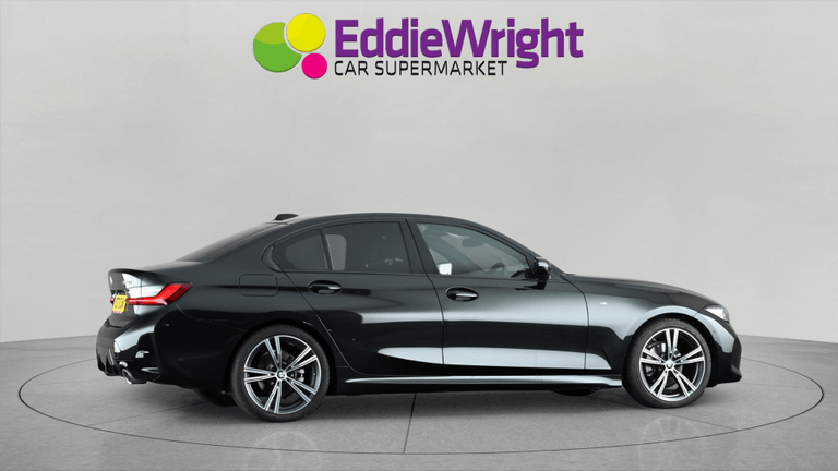 BMW 3 Series Photo bsapi-1f701953fd626699d92c7d2853d2b23952915330.jpg