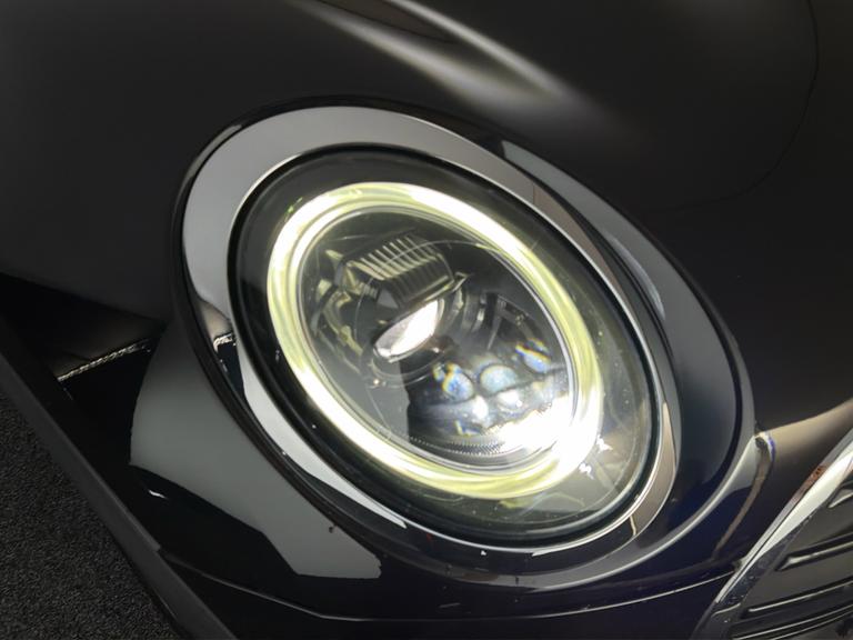 MINI CLUBMAN Photo bsapi-201847d163883adf10fafc14afa4dc7e56dd4295.jpg