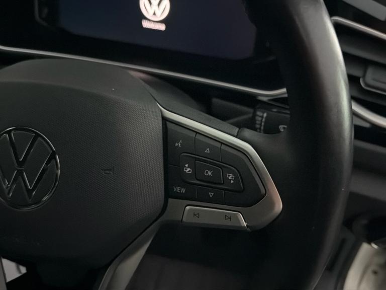 VOLKSWAGEN T-ROC Photo bsapi-2058f75c121de4d5f73a77fef96afdf51b32fa9a.jpg