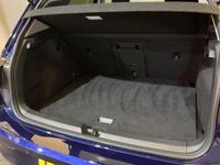 Volkswagen GOLF Photo 13