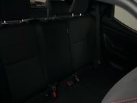 TOYOTA Yaris Photo 7