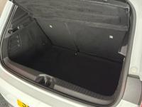 RENAULT Clio Photo 13