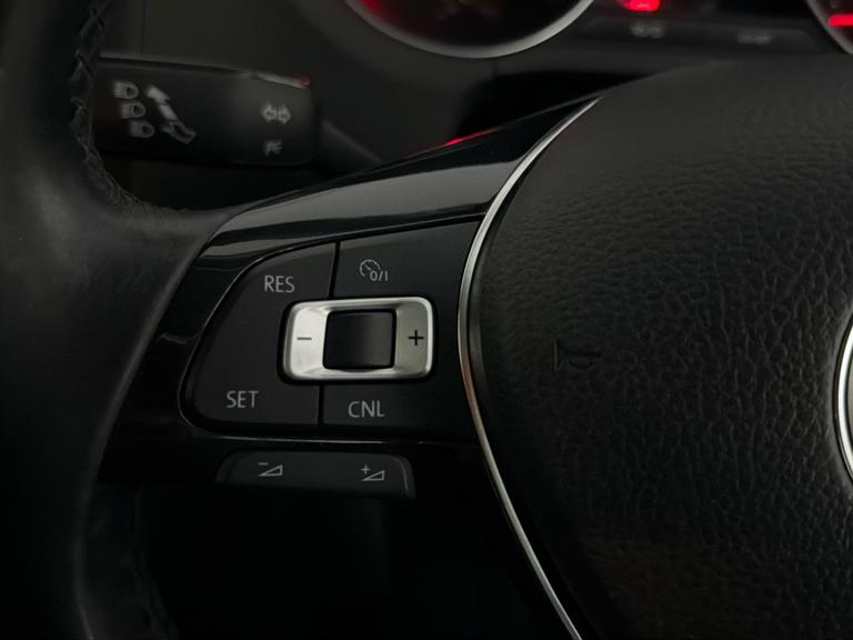 Volkswagen Polo Photo bsapi-21fe169e890ad4c3134e65ed476904388885f899.jpg