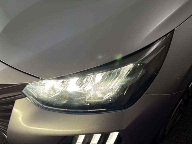 PEUGEOT 208 Photo bsapi-22db09ac6f49b925f679e9cb3d3397d21e5d6da4.jpg