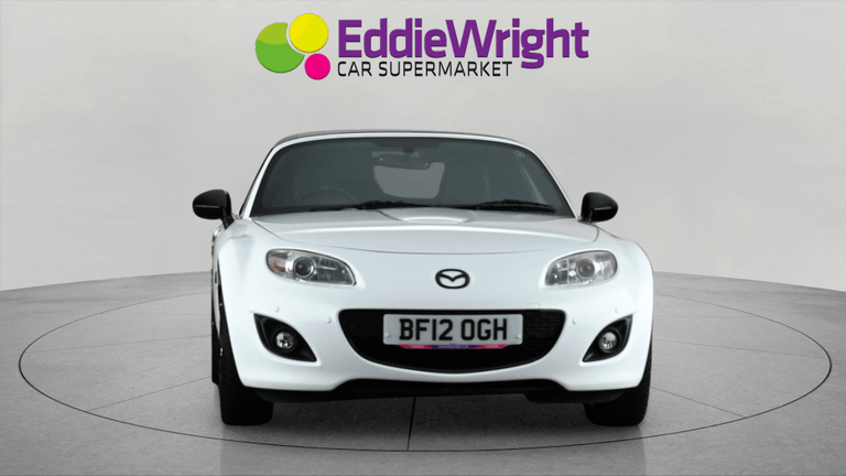 MAZDA Mx-5 Photo bsapi-2333cb9055cff2be79495cb4403a579d52219c4b.jpg