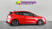 Ford Fiesta Photo 7