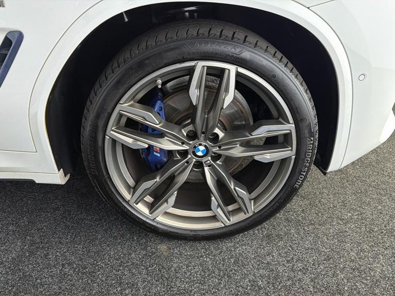 BMW X3 Photo bsapi-23c535e0b2591bbd151c20fefbafbb46d9a43797.jpg