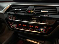 BMW 5 Series Photo 17