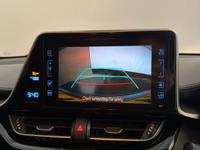 Toyota C-HR Photo 29