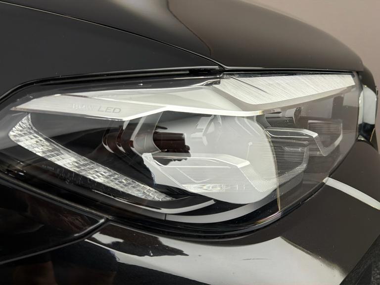 BMW 5 Series Photo bsapi-2577be64fb073e5a0fe63b44f27c15ce8c05b131.jpg