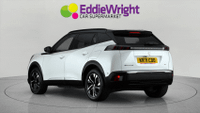 PEUGEOT 2008 Photo 1