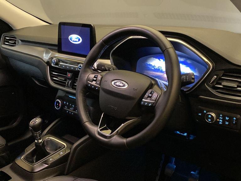 Ford KUGA Photo bsapi-262990600d5ff12551958463cc08ab089f7e221f.jpg