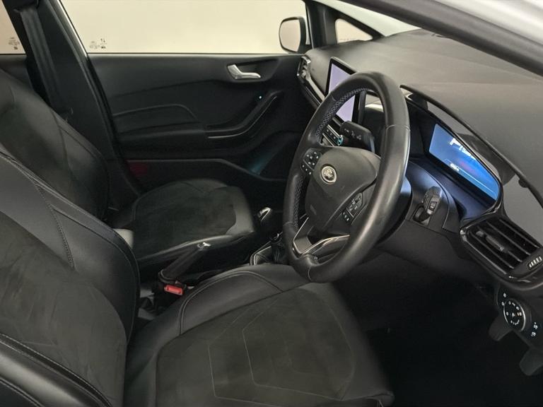 Ford Fiesta Photo bsapi-266f897c36ab6f606e234d46ac78be5190a5fe0e.jpg