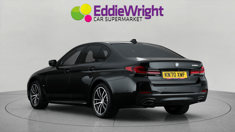BMW 5 Series Photo bsapi-269874ab81207b390bac61bc00645c3855f5fb6d.jpg