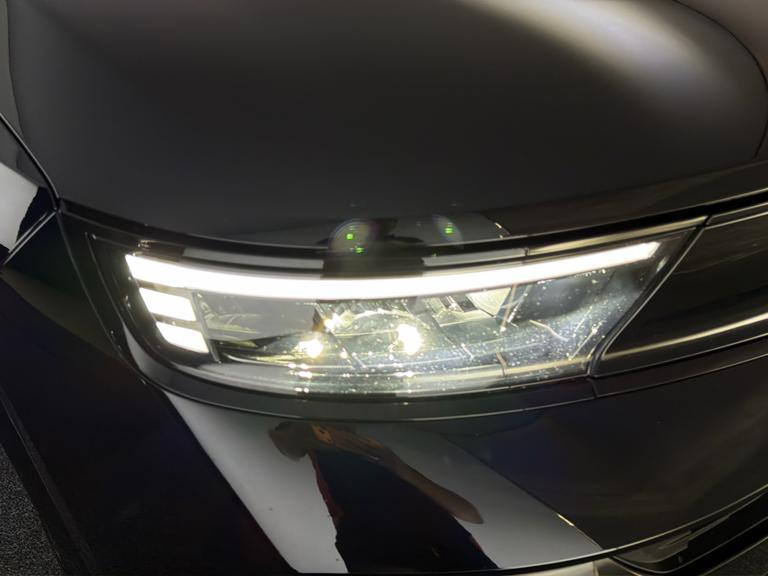 Vauxhall Mokka Photo bsapi-26c2d8d232386f4e3dc0fa17154a5bfea5c2fa7e.jpg