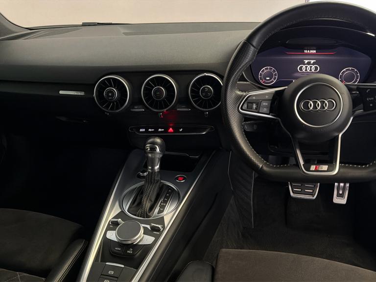 Audi TT Photo bsapi-26d8f5961fcfd1d80cd6a997268aa99871dde229.jpg