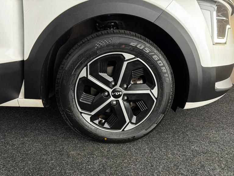 Kia NIRO Photo bsapi-26e53c287faabdbb0855dba3a6e0031c1b080ec0.jpg