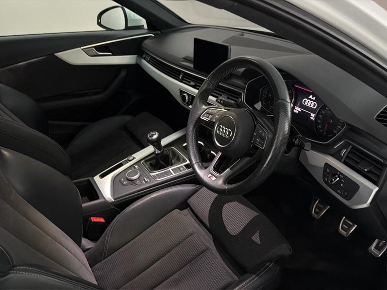 AUDI A4 Photo bsapi-27a78b346a0267fc467c0f0e1b491179d378938e.jpg