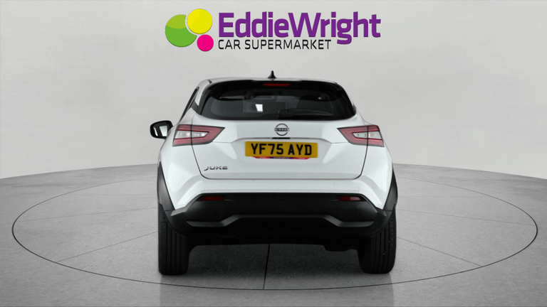 Nissan JUKE Photo bsapi-27fdda5b0615d2f01e37b3314c7373e332c55caa.jpg