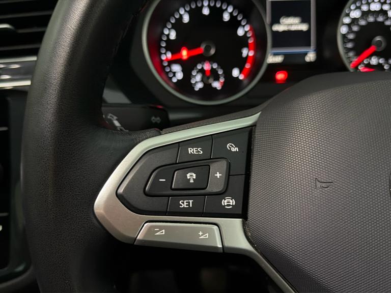 VOLKSWAGEN Tiguan Photo bsapi-28d87ad56ece945e0e275260f58283a0a5ca3557.jpg