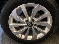Volkswagen T-ROC Photo 8