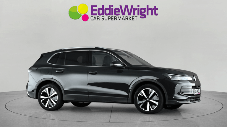 Volkswagen TIGUAN Photo bsapi-295b2796d20938c9e3d7cdbc113200692f610764.jpg