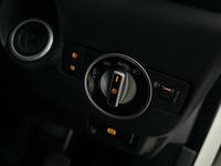 INFINITI Q30 Photo 32