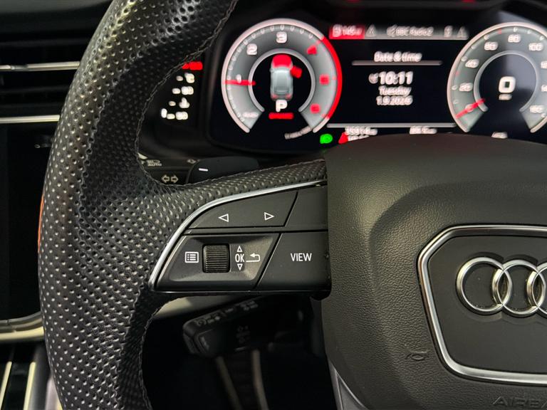 Audi Q7 Photo bsapi-2a1acdf611d435f18292379f89c2e5b1f03ea99d.jpg