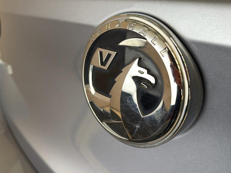 VAUXHALL Corsa Photo bsapi-2a84aa71d7c202f5d0416736ebfff7c84632b7aa.jpg