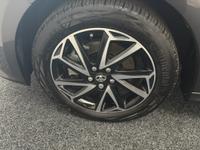 TOYOTA Yaris Photo 19