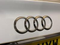 Audi A4 Photo 26