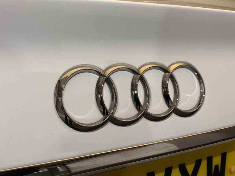 Audi A4 Photo bsapi-2abf70a5aa7fcfb408ff8ad97d66668341d1b497.jpg