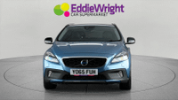 VOLVO V40 Photo 1