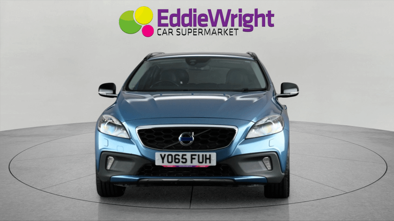 VOLVO V40 Photo bsapi-2b318c3c3dc16b48ab49541093ac098598d53a73.jpg